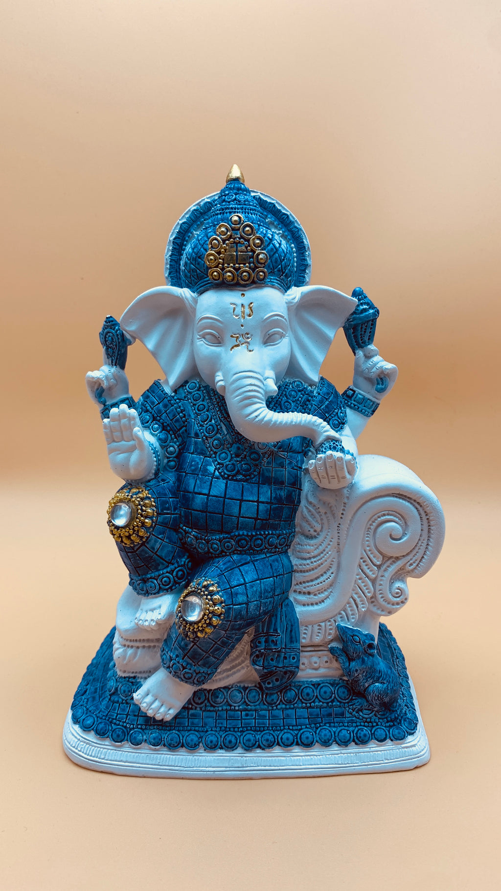 Estatua Ganesha “Meditación” Azul y Blanca (21,5 cm) – Figura decorativa de resina