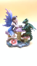 Figura Hada y Dragón Tomando el Té – Presencia e Introspección (15 cm)