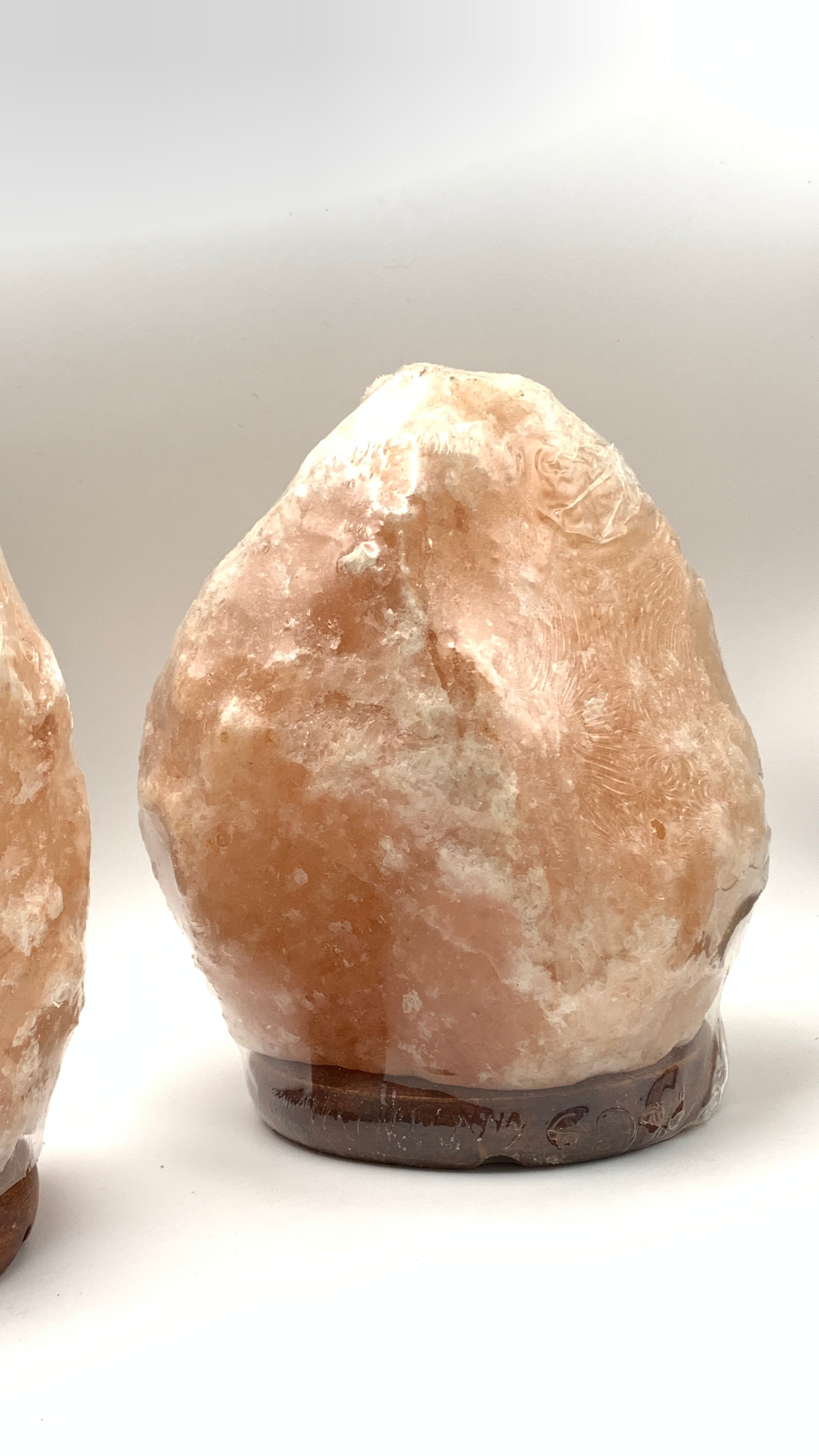Lámpara de sal del Himalaya – luz cálida, energía armoniosa y ambiente acogedor